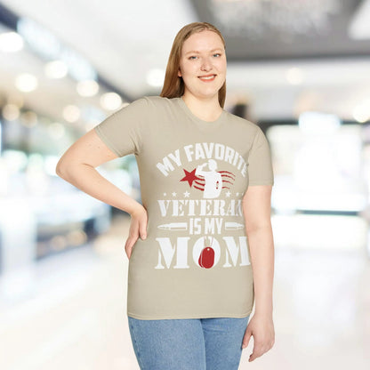 Close-up of the soft, heather gray fabric and stitched collar detail on the Favorite Veteran Mom unisex T-shirt from an